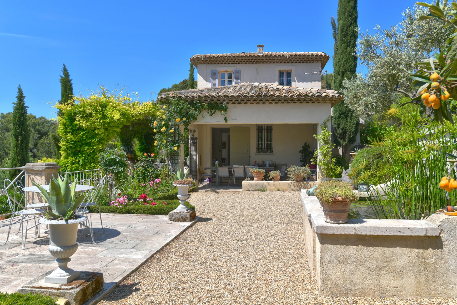 Anzeige Verkauf Haus AixenProvence (13100), 8 Räume ref